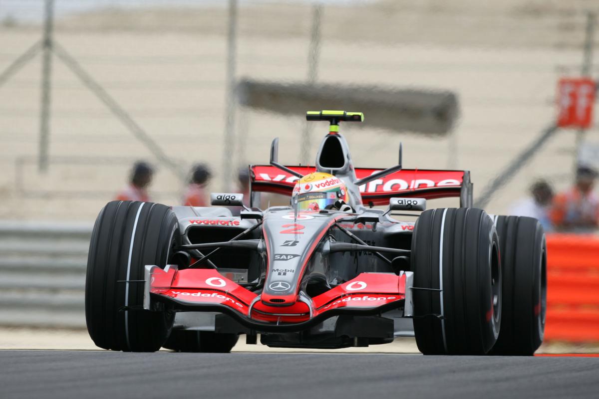 Motorsports / Formula 1: World Championship 2007, Grand Prix of Bahrain, 2 Lewis Hamilton (GBR, Vodafone McLaren Mercedes), *** Local Caption *** +++ www.hoch-zwei.net +++ copyright: HOCH ZWEI / Michael Kunkel +++