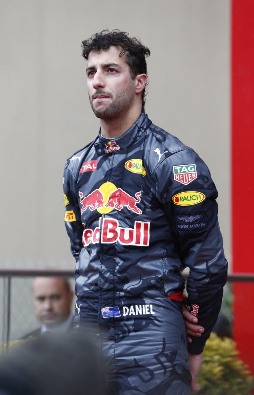 Zklamání z nepovedené zastávky a tím pádem i prohraného závodu by už Ricciarda potkat nemělo