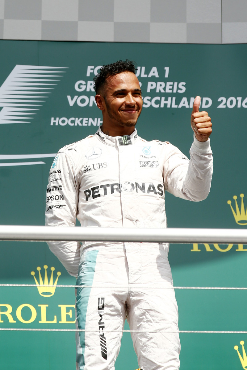 Potvrdí Lewis Hamilton důvěru fanoušků a získá svůj čtvrtý titul mistra světa?