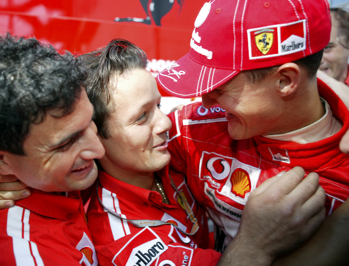 Michael Schumacher měl skvělý vztah se svými mechaniky. To se ale podle Handkammera nedá říci o všech ostatních