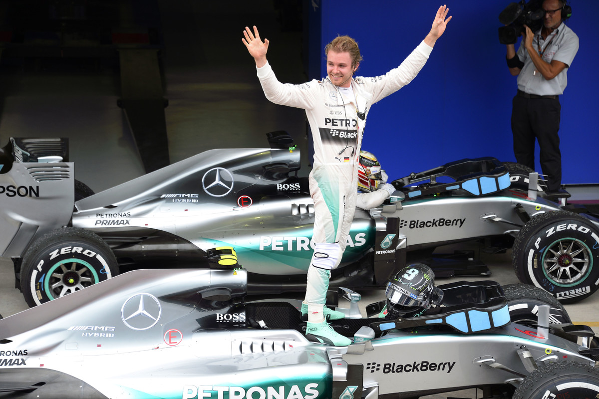 Nico Rosberg v Interlagos loni slavil vítězství, které pouze poupravilo jeho statistiky, protože Lewis Hamilton byl již o dva závody dříve mistrem světa. Letos je však situace úplně jiná