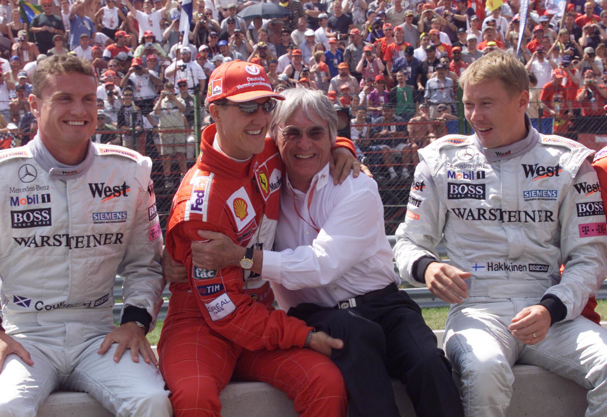 Formel 1: GP Ungarn 2000, David COULTHARD / ENG ( McLaren Mercedes ), Michael SCHUMACHER / GER ( Scuderia Ferrari ), Bernie ECCLESTONE / ENG, Mika HAEKKINEN / FIN ( McLaren Mercedes )